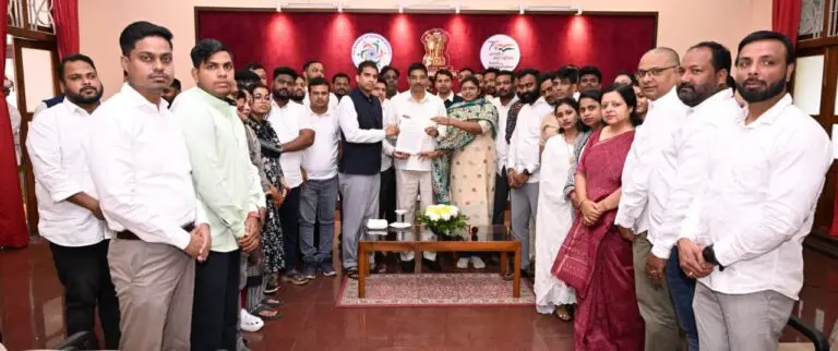 BJD Petitions Odisha Governor Over Vacant VC Posts, Alleges Chaos In Varsities