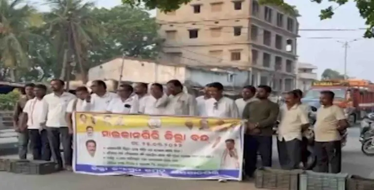 12-Hour Bandh Over Farmers’ Issues & LPG Shortage Halts Life In Odisha’s Malkangiri
