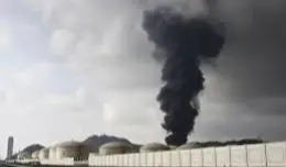 Fire Disrupts Oil Loading Ops At UAE’s Fujairah Port