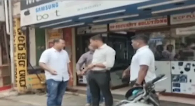 Accountant Stages Daylight Robbery After Swindling Rs 2 Lakh From Firm In Odisha, Detained