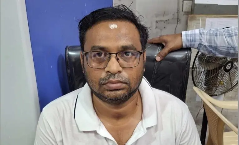 Odisha Sub-Treasury Staffer Held For Demanding Bribe From Pensioner