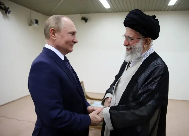 Vladimir Putin and Ayatollah Khamenei
