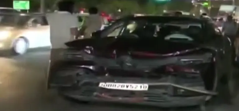 2 Injured In Chain Collision After Pick-Up Van Rams Car In Bhubaneswar’s Baramunda