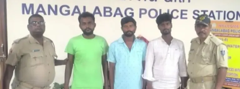 3 Held For Cheating Patients With False Claim Of Arranging Blood At Cuttack’s SCB