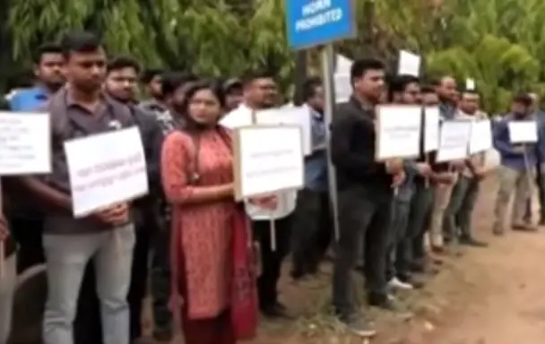 MBBS Graduates Protest Outside OPSC Office In Cuttack Over Delayed Medical Officer Postings