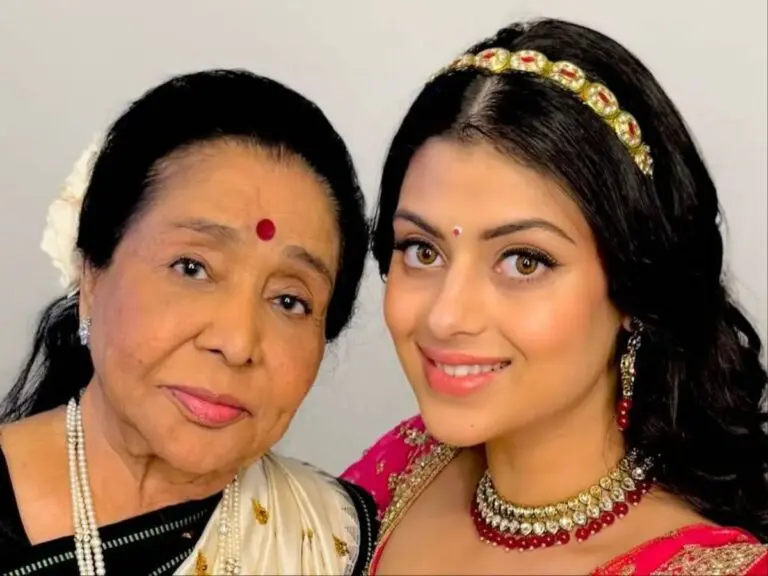 Asha Bhosle, granddaughter Zanai