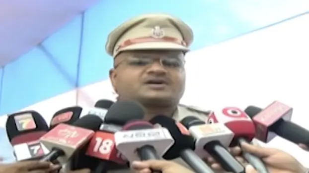 Woman Talking On Phone Falls From 3-Storey Mess Terrace In Odisha’s Cuttack City, Dies