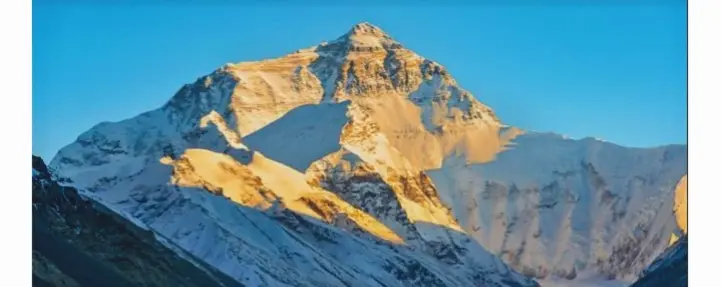 What Is The Multi-Million Dollar ‘Rescue Scam’ To Rock Mt Everest? Know More