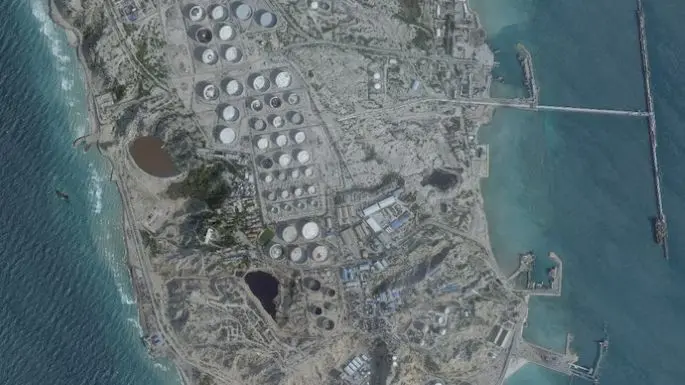 Kharg island oil terminal hit