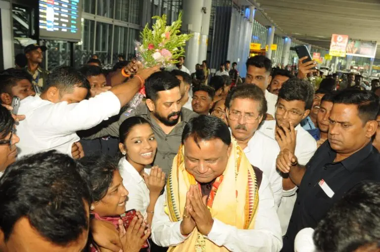 Odisha CM Majhi Joins BJP’s Big Push in Urban Bengal Seats For April 29 Polls