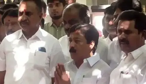 AIADMK Turmoil: Shanmugham’s Faction Offers Support To Vijay’s TVK-led Govt In Tamil Nadu