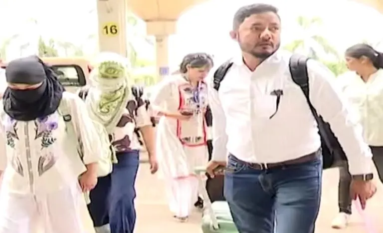 2 Rescued Nepali Girls Return Home From Bhubaneswar