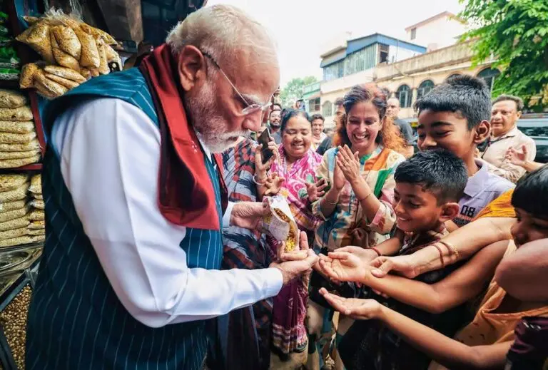 Narendra Modi and jhalmuri