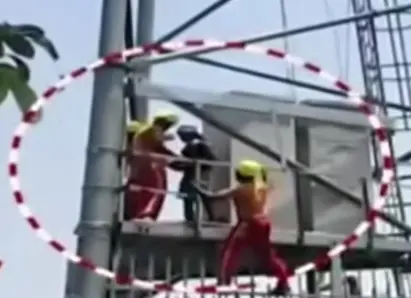 Second Tower Suicide Scare In Odisha In 2 Days; ‘Drunk’ Rayagada Youth Rescued