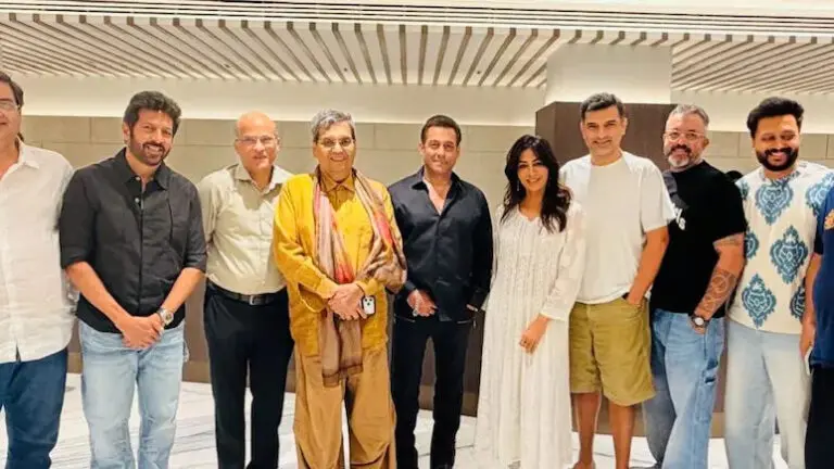 Salman Khan Hosts Special Screening Of ‘Maatrubhumi’ For Subhash Ghai, Sooraj Barjatya & Friends