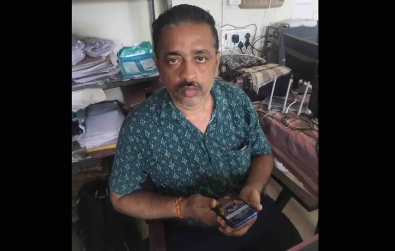 Odisha Vigilance Traps Bhadrak Education Office Staffer Over Rs 10K Bribe