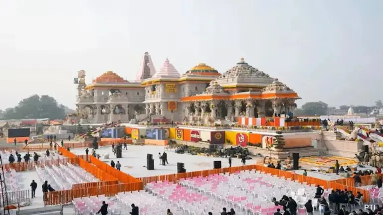FIR against 8 in ram temple donation row