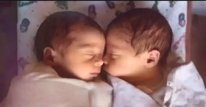 Goof Up By IVF Clinic; Gurugram Couple Have No Genetic Link To Their Twins