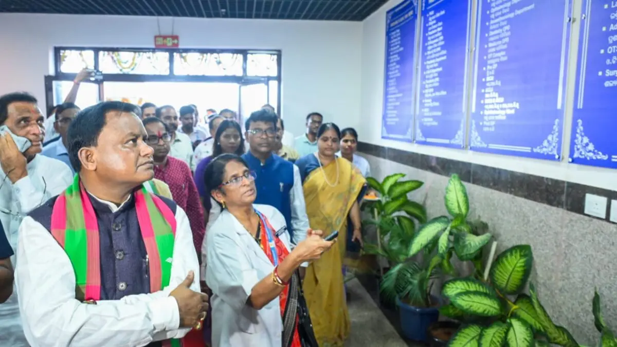 Odisha CM Mohan Majhi Dedicates 650-Bed PRM Medical College Building In Baripada