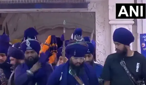 Over 150 Nihangs Camp At Himachal’s Paonta Sahib Gurdwara, Await Release of Four Arrested In Uttarakhand