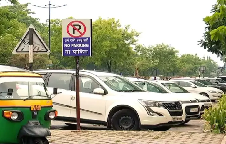 Bhubaneswar Cracks Down On Chaotic Parking With Over 400 No-Parking Zones