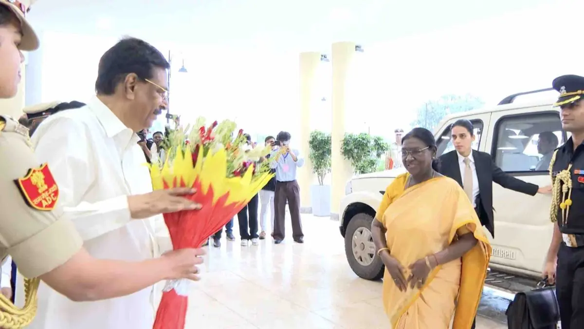 A Homecoming Birthday: President Murmu Reaches Odisha By Road After Weather Delay