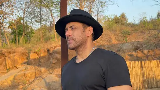 Bombay HC Directs Salman Khan’s Panvel Neighbour To Remove Defamatory Posts Against Him