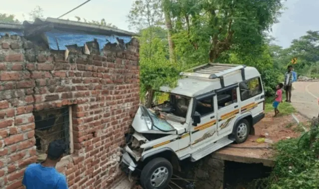 8 Injured As SUV Crashes Into Roadside House In Odisha’s Ganjam