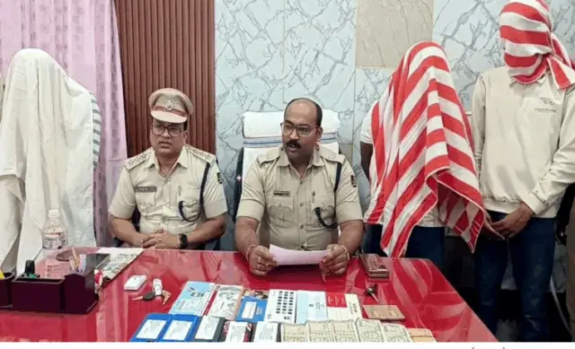 Odisha Police Bust Gambling Den In Rourkela; Rs 28L Cash, Gold Ornaments Seized
