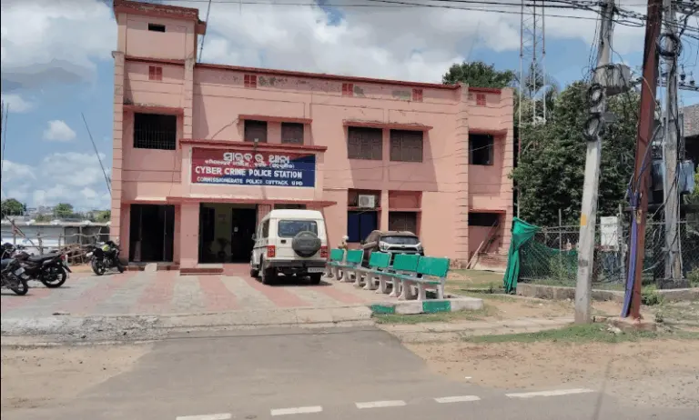 Odisha Couple Held For Using Fake Email IDs Of Hospital Staff To Get RTI Information