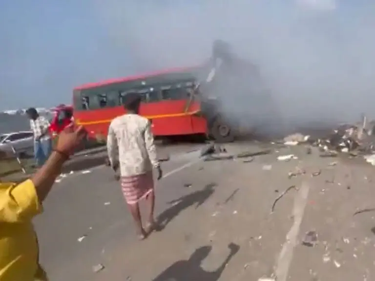 Surat bus accident