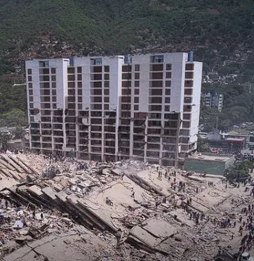 4.9 Aftershock Adds To Venezuela Chaos After 7.2 And 7.5 Quakes Left 920 Dead, 50,000 Missing