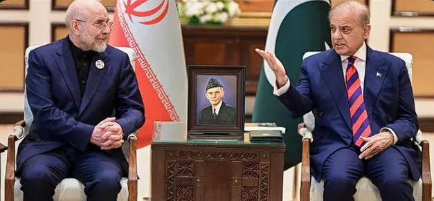 Trump, Pakistan Say Peace Memorandum to Be Signed On Sunday; Iran Urges Caution