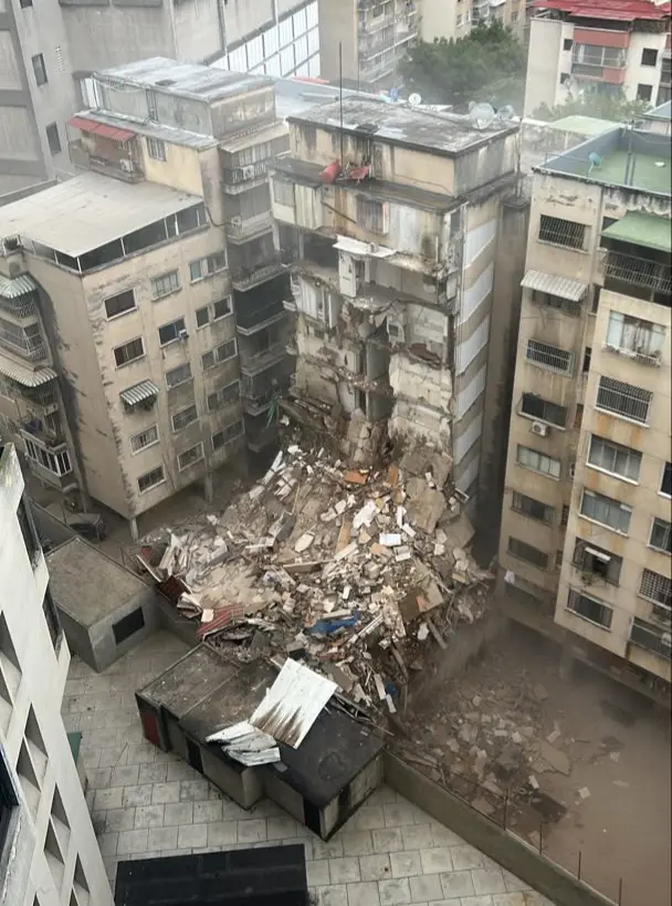 Twin Earthquakes Rock Venezuela, Buildings Collapse In Caracas, Several Dead
