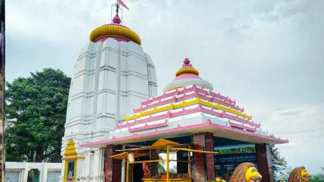 Devotees Barred From Dhabaleswar Temple In Odisha’s Kataka Amid Mahanadi Flood
