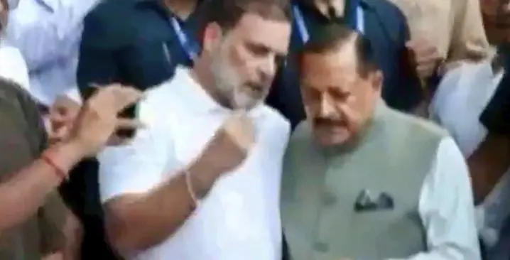 Congress Turns Down Government’s Outreach; Protest Continues Outside PM’s Residence
