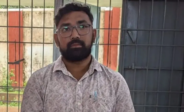 Odisha Vigilance Traps OAV Principal In Kalahandi While Accepting Rs 10K Bribe