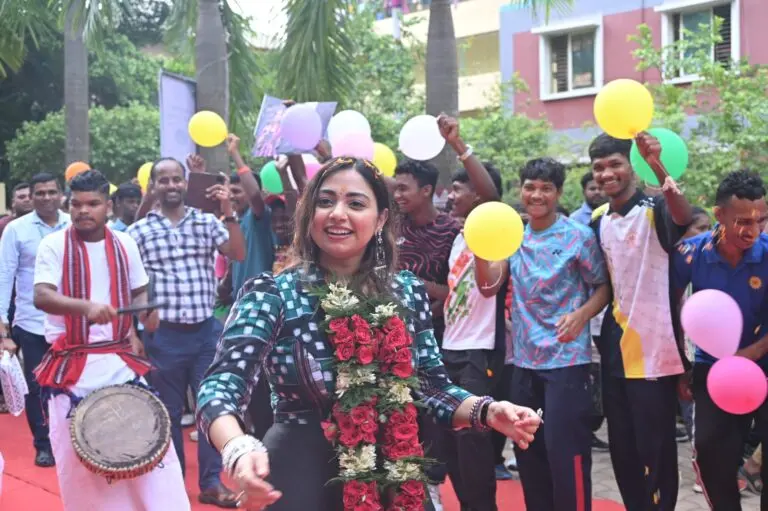 Indian Idol Finalist Jyotirmayee Nayak Shares Journey Of Resilience At KIIT Homecoming