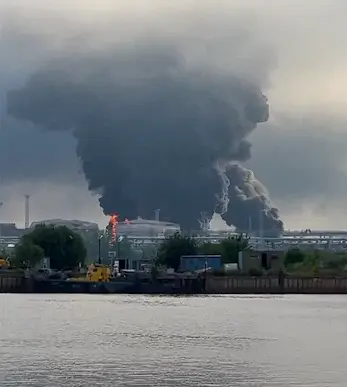 St Petersburg Oil Terminal, Vysotsk Port Hit In Major Ukrainian Drone Attack, Officials Say