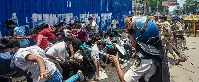 Assam, Bihar To Withdraw NEET Protest Cases After CJP Warning, Detainees To Be Freed