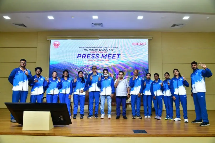 All-women team for Mt Yunam