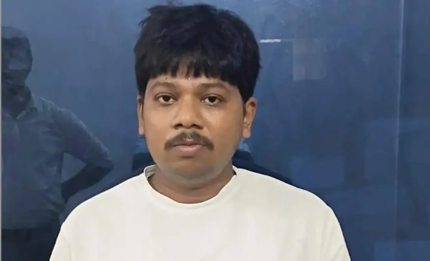 Bhubaneswar Capital Hospital Doctor Caught Red-Handed Taking Rs 30K Bribe