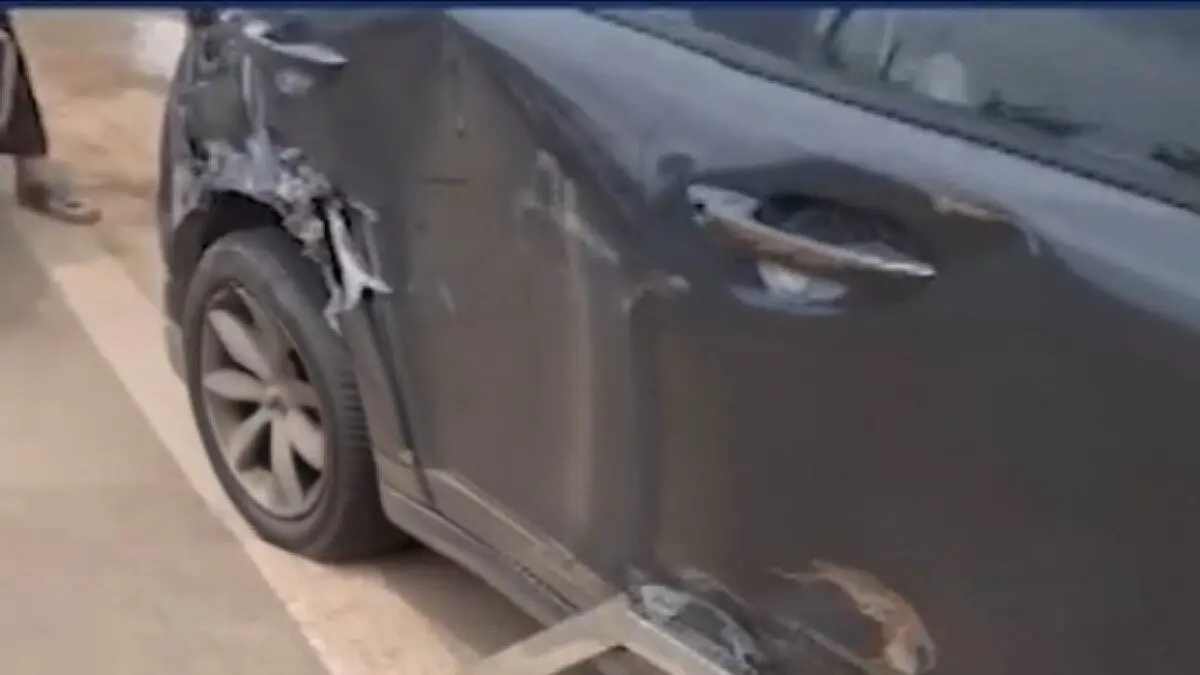 Close Shave For Family Of 4 As Truck Drags Car For 100M On Bhubaneswar Outskirts