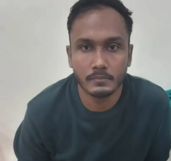 District Labour Officer Akash Bisoi took bribe