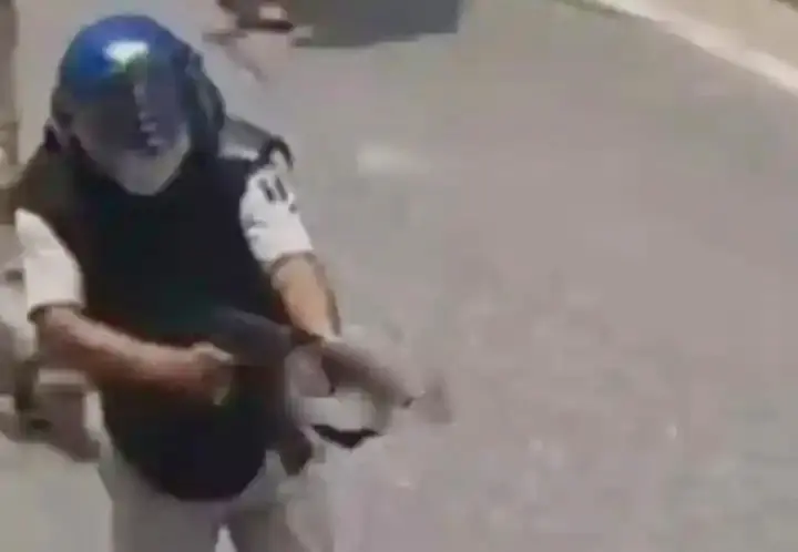 Cop Who Fired AK-47 At Protesters Was Trapped, Bihar Govt Tells SC