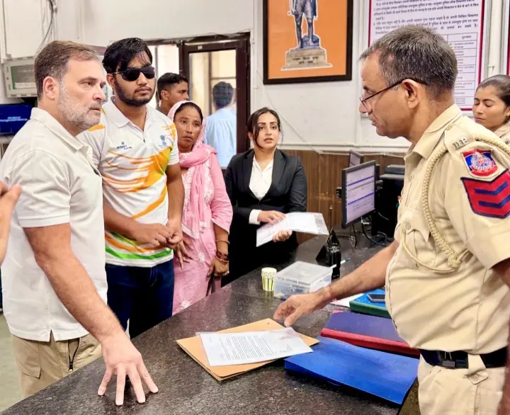 Rahul Dharna Outside Police Station Over Pellet Gun Use
