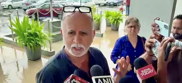 SC Orders Tarun Tejpal To Surrender Within Two Weeks