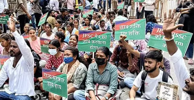 Jharkhand Exam Row: Five More Held As CID Arrest Count Hits 19; CM Soren Meets Governor, Vows ‘No Injustice’ To Students