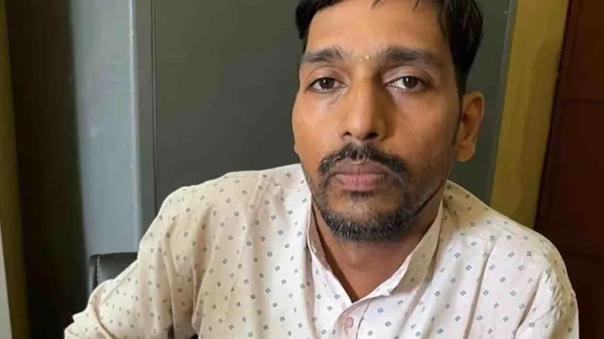 GP Accountant Caught Taking Bribe From PMAY-G Beneficiary In Odisha