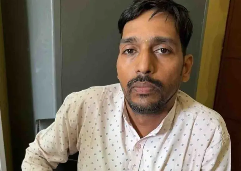 GP Accountant Caught Taking Bribe From PMAY-G Beneficiary In Odisha